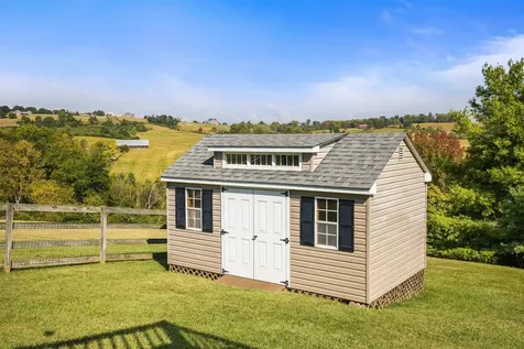 49 Johns Valley Drive Fishersville VA 22939