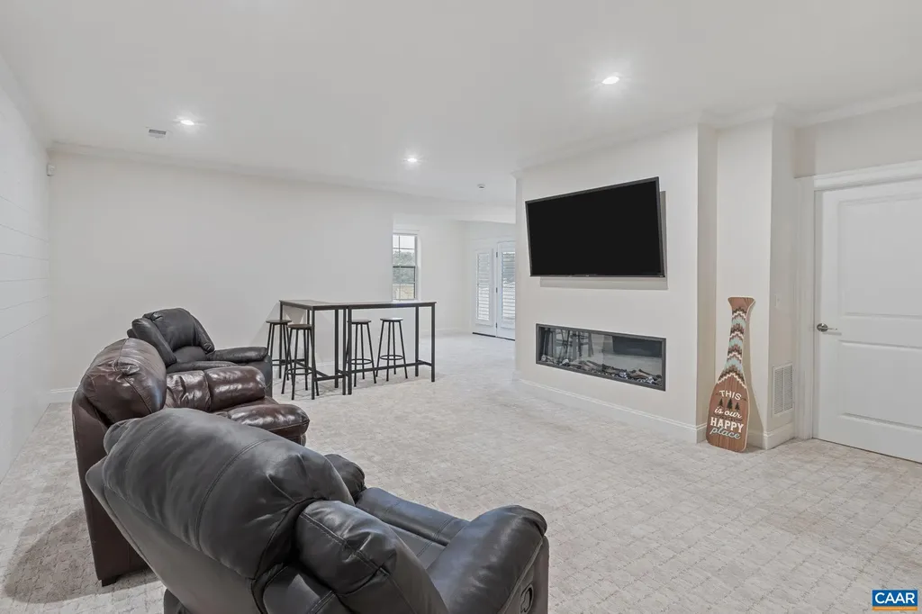 3712 Thicket Run Place Charlottesville VA 22911