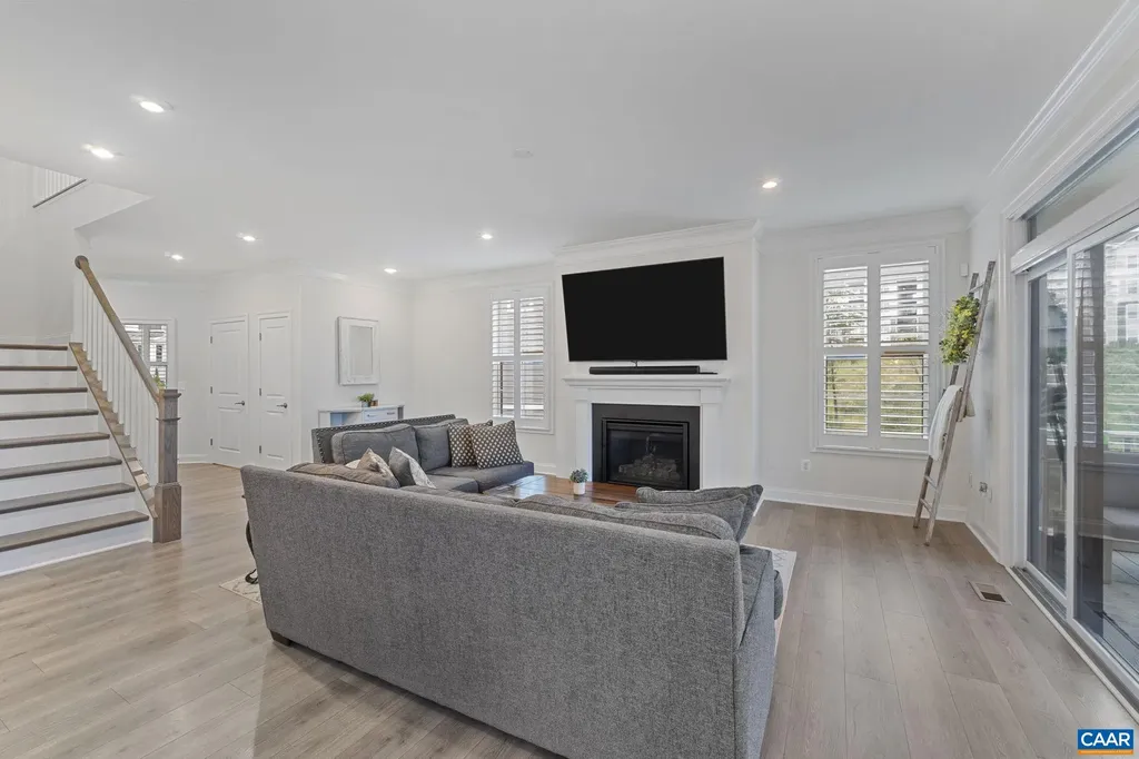 3712 Thicket Run Place Charlottesville VA 22911