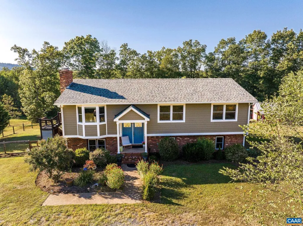 2450 Gobblers Ridge Charlottesville VA 22902