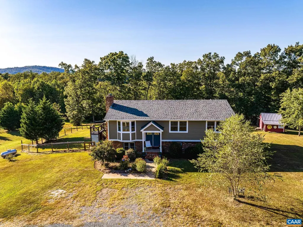 2450 Gobblers Ridge Charlottesville VA 22902