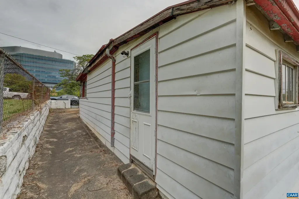 918 King Street Charlottesville VA 22903