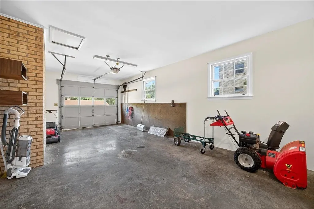 418 Cardinal Street Staunton VA 24401