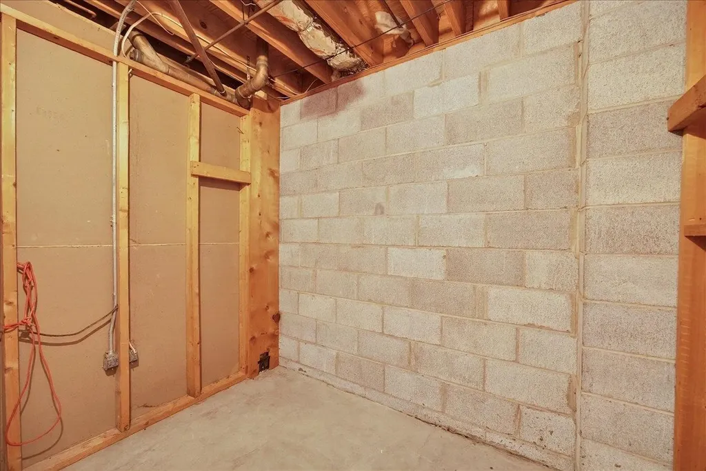 418 Cardinal Street Staunton VA 24401