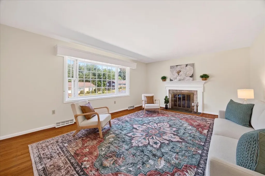 418 Cardinal Street Staunton VA 24401