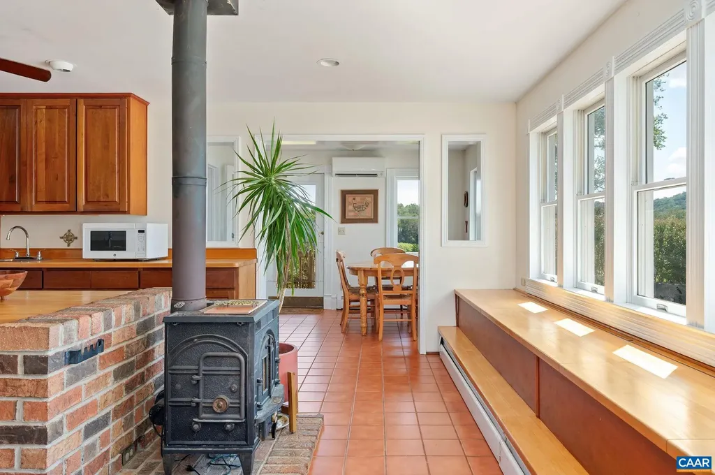 9175 Batesville Road Afton VA 22902