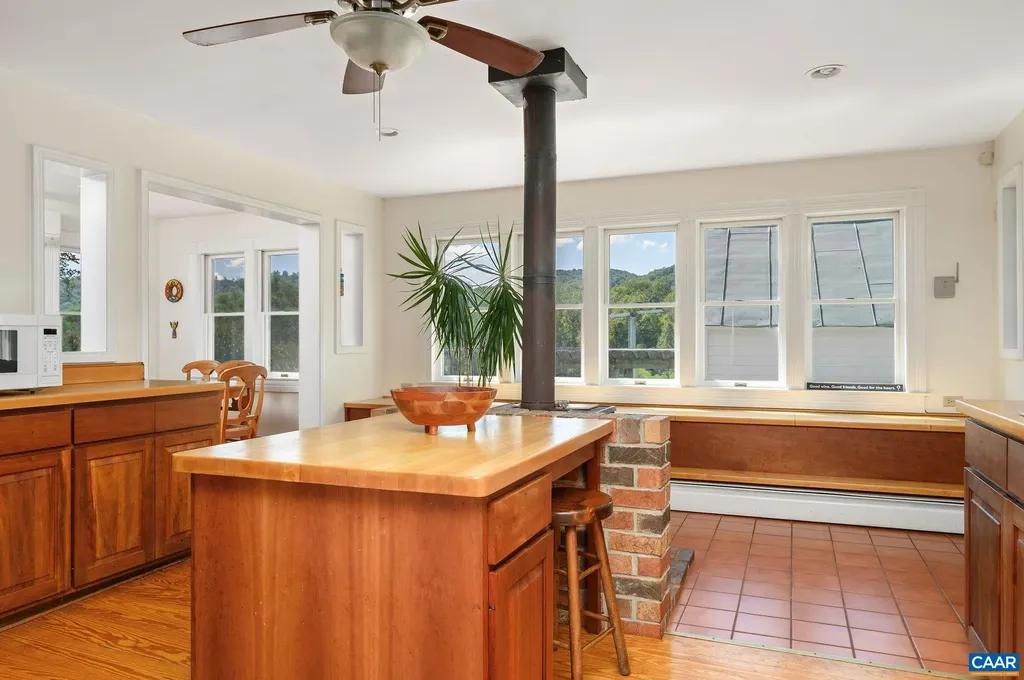 9175 Batesville Road Afton VA 22902