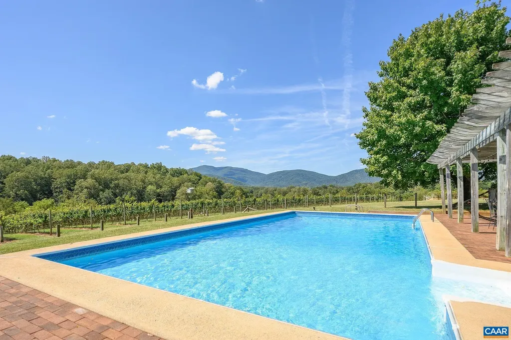 9175 Batesville Road Afton VA 22902