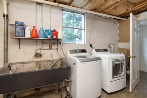 761 Florence Avenue Waynesboro VA 22980