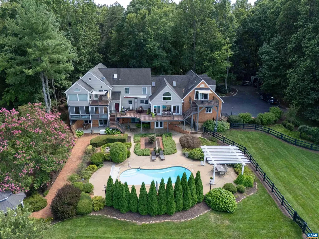 1141 Kingsway Road Afton VA 22920