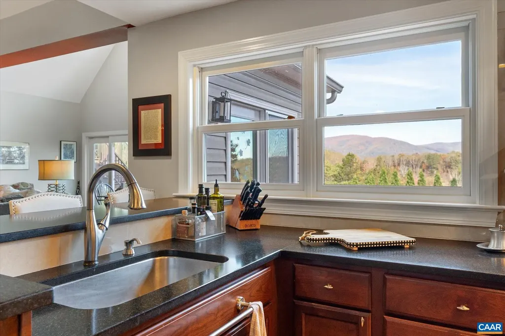 1141 Kingsway Road Afton VA 22920