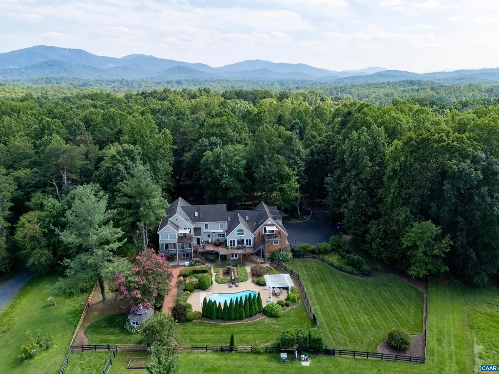 1141 Kingsway Road Afton VA 22920