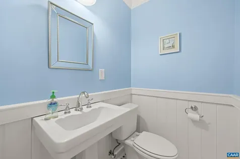 150 Lynx Farm Lane Charlottesville VA 22903