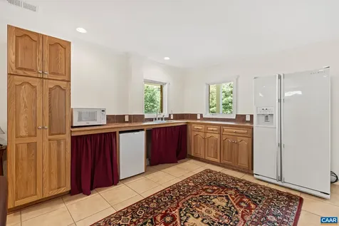 150 Lynx Farm Lane Charlottesville VA 22903
