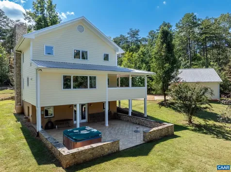 150 Lynx Farm Lane Charlottesville VA 22903