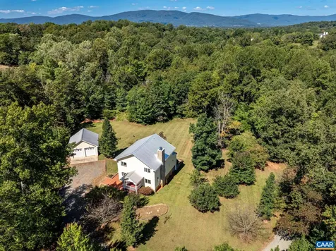 150 Lynx Farm Lane Charlottesville VA 22903