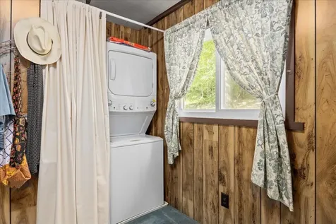 867 Blackberry Lane New Market VA 22844