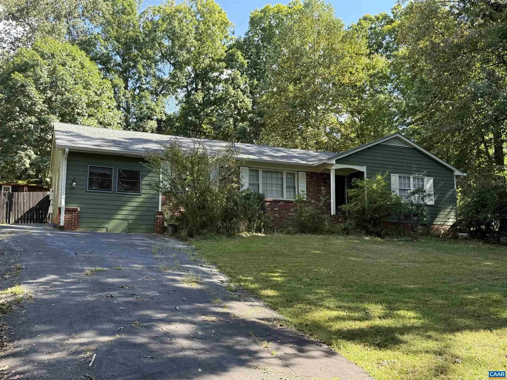 725 Yorkshire Road Earlysville VA 22936