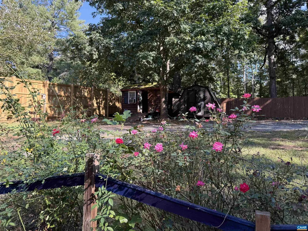 725 Yorkshire Road Earlysville VA 22936