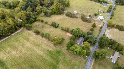 3665 Stoney Creek Road Edinburg VA 22824
