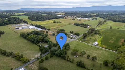 3665 Stoney Creek Road Edinburg VA 22824