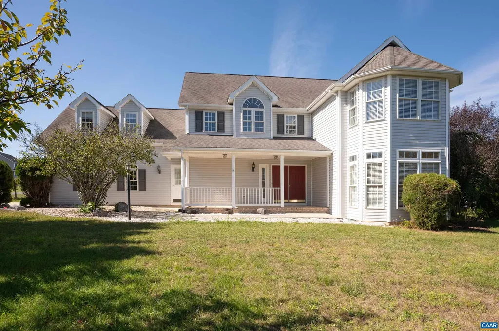 48 Lillian Drive Fishersville VA 22939
