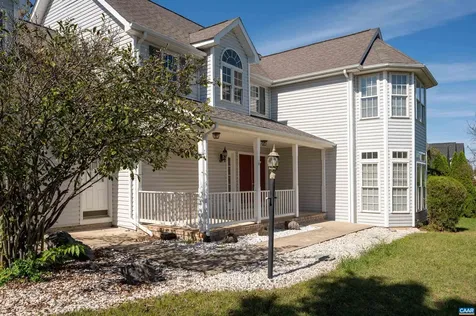48 Lillian Drive Fishersville VA 22939