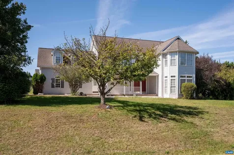 48 Lillian Drive Fishersville VA 22939