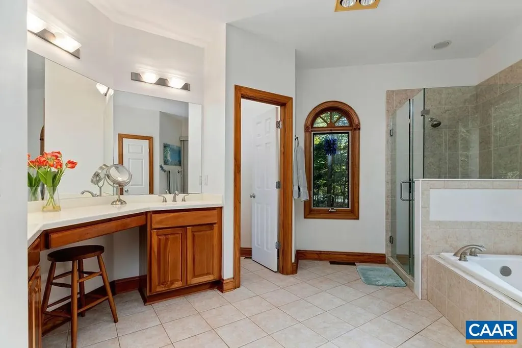 26 May Apple Lane Nellysford VA 22958