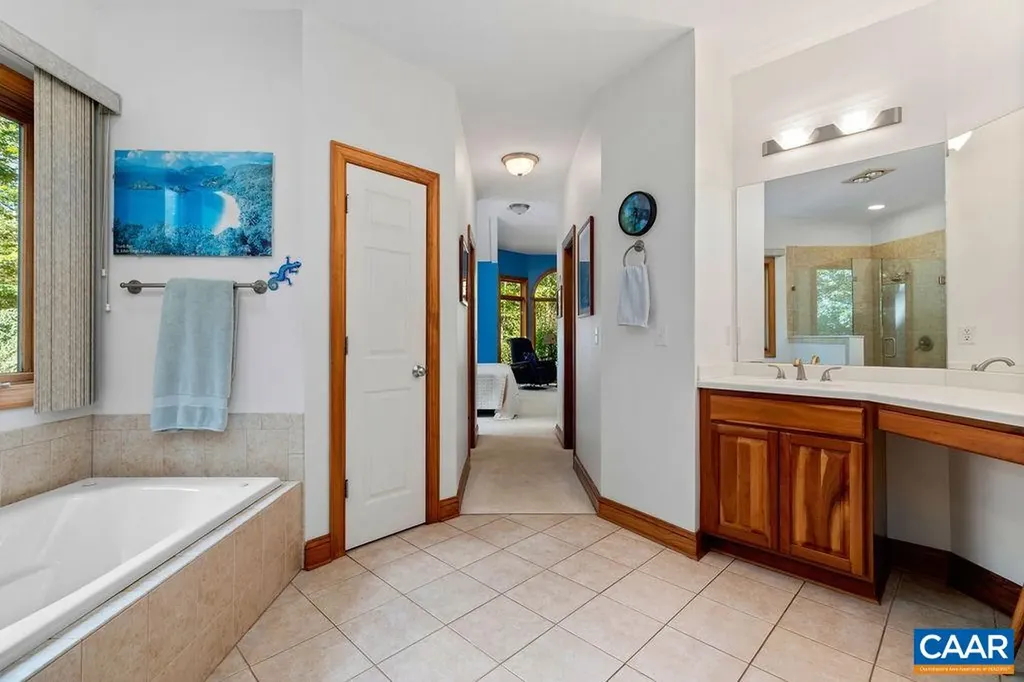 26 May Apple Lane Nellysford VA 22958