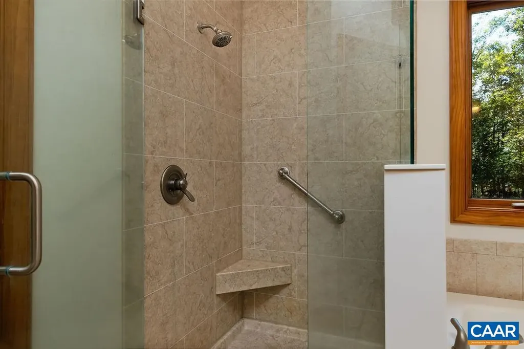 26 May Apple Lane Nellysford VA 22958