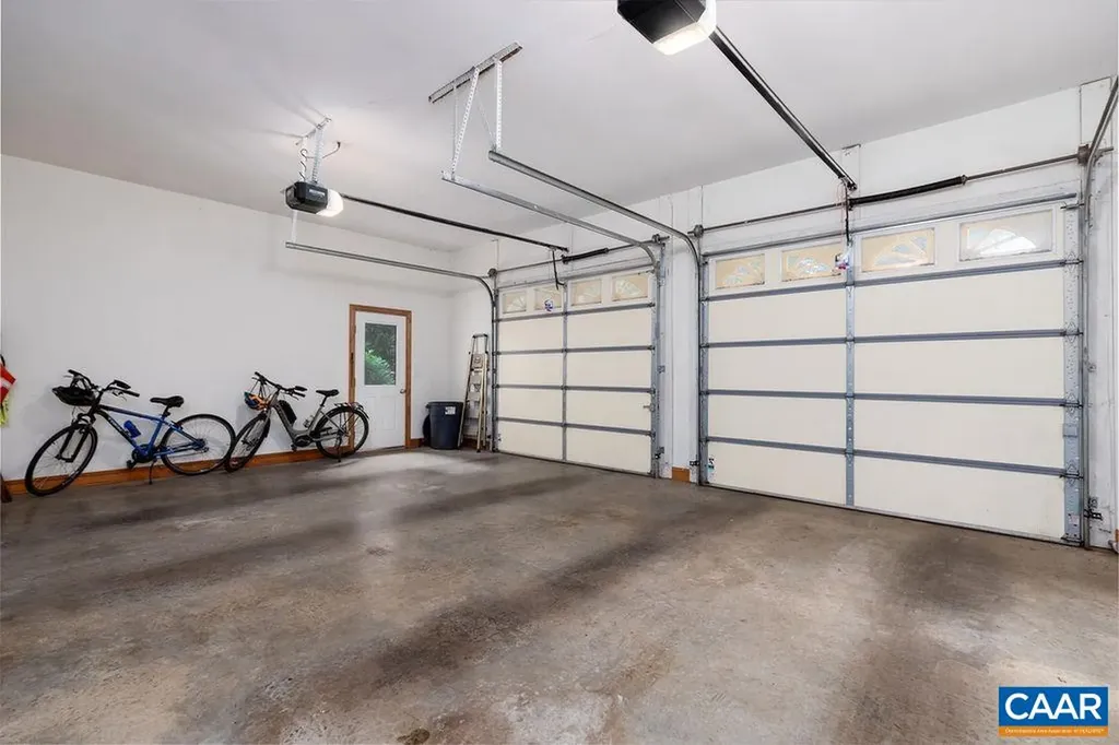 26 May Apple Lane Nellysford VA 22958