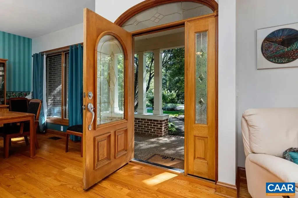 26 May Apple Lane Nellysford VA 22958