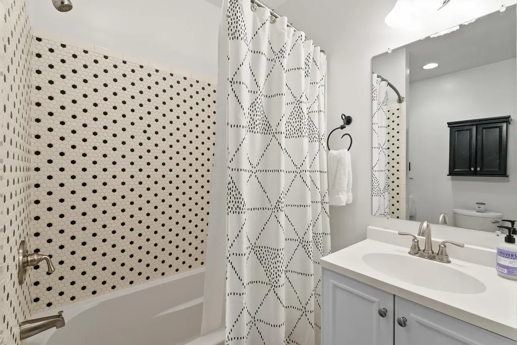 3369 Preston Shore Drive Rockingham VA 22801