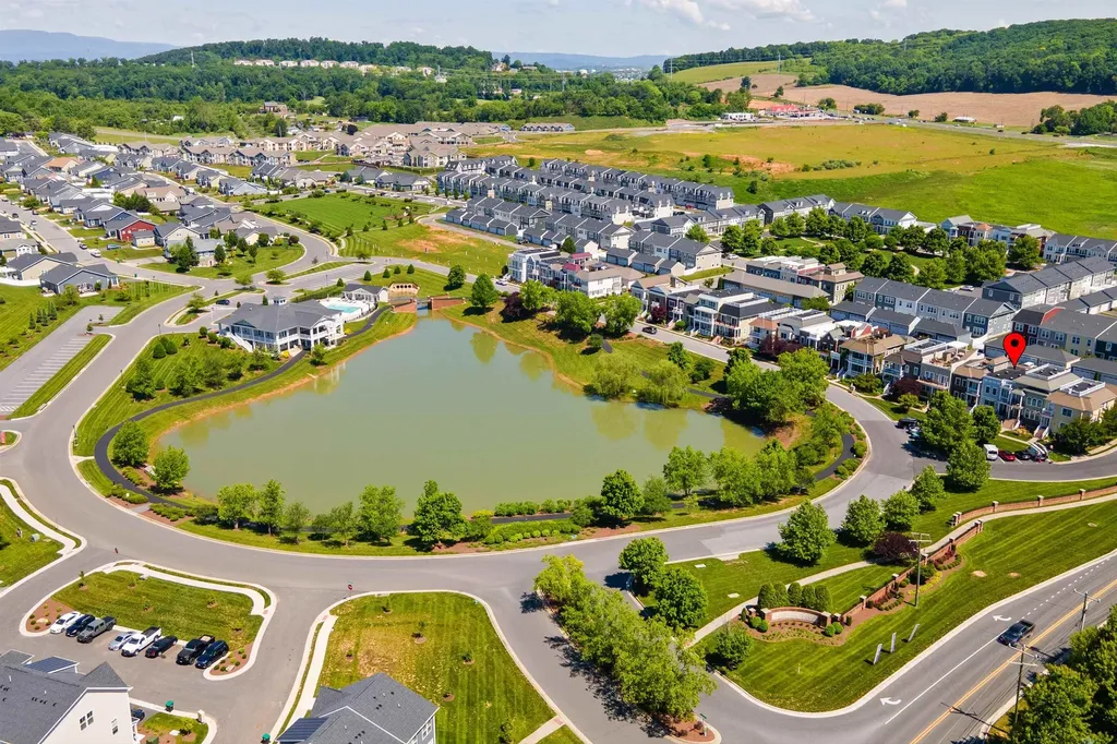 3369 Preston Shore Drive Rockingham VA 22801