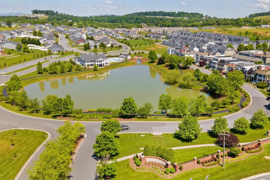 3369 Preston Shore Drive Rockingham VA 22801