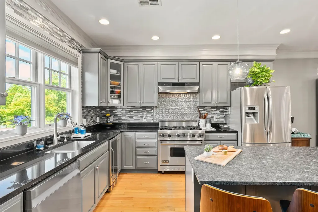 3369 Preston Shore Drive Rockingham VA 22801