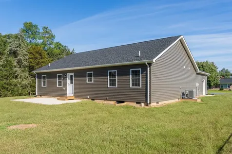 809 6th Street Grottoes VA 24441
