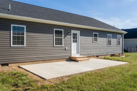 809 6th Street Grottoes VA 24441