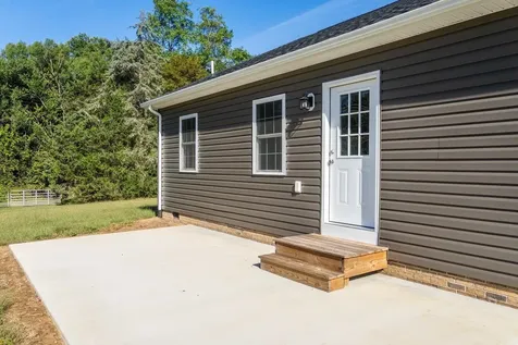 809 6th Street Grottoes VA 24441
