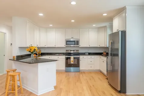 809 6th Street Grottoes VA 24441