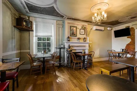 403 North Main Street Bridgewater VA 22812