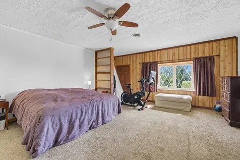 9108 Nazarene Church Road Bridgewater VA 22812