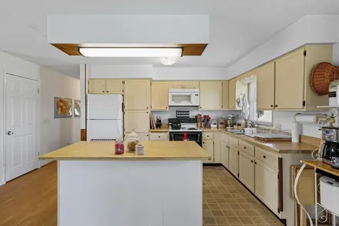 9108 Nazarene Church Road Bridgewater VA 22812