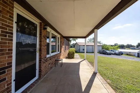 9108 Nazarene Church Road Bridgewater VA 22812