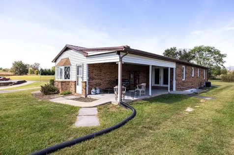 9108 Nazarene Church Road Bridgewater VA 22812