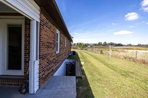 9108 Nazarene Church Road Bridgewater VA 22812