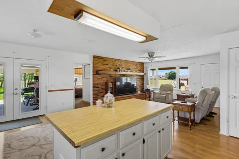 9108 Nazarene Church Road Bridgewater VA 22812