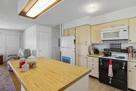 9108 Nazarene Church Road Bridgewater VA 22812