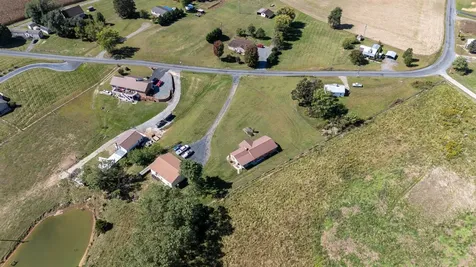 9108 Nazarene Church Road Bridgewater VA 22812